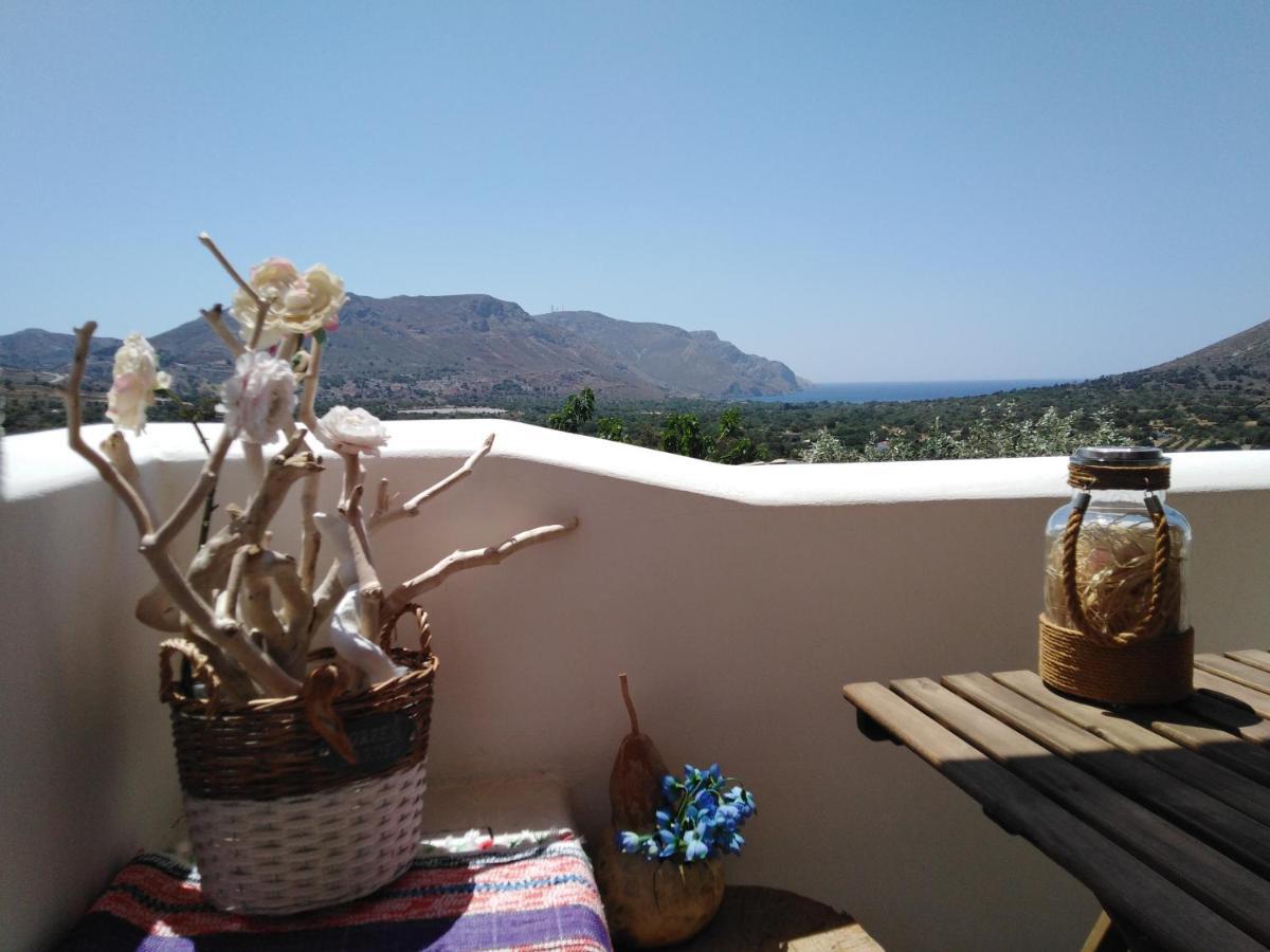 Tilos Island House Megalon Chorion  Экстерьер фото